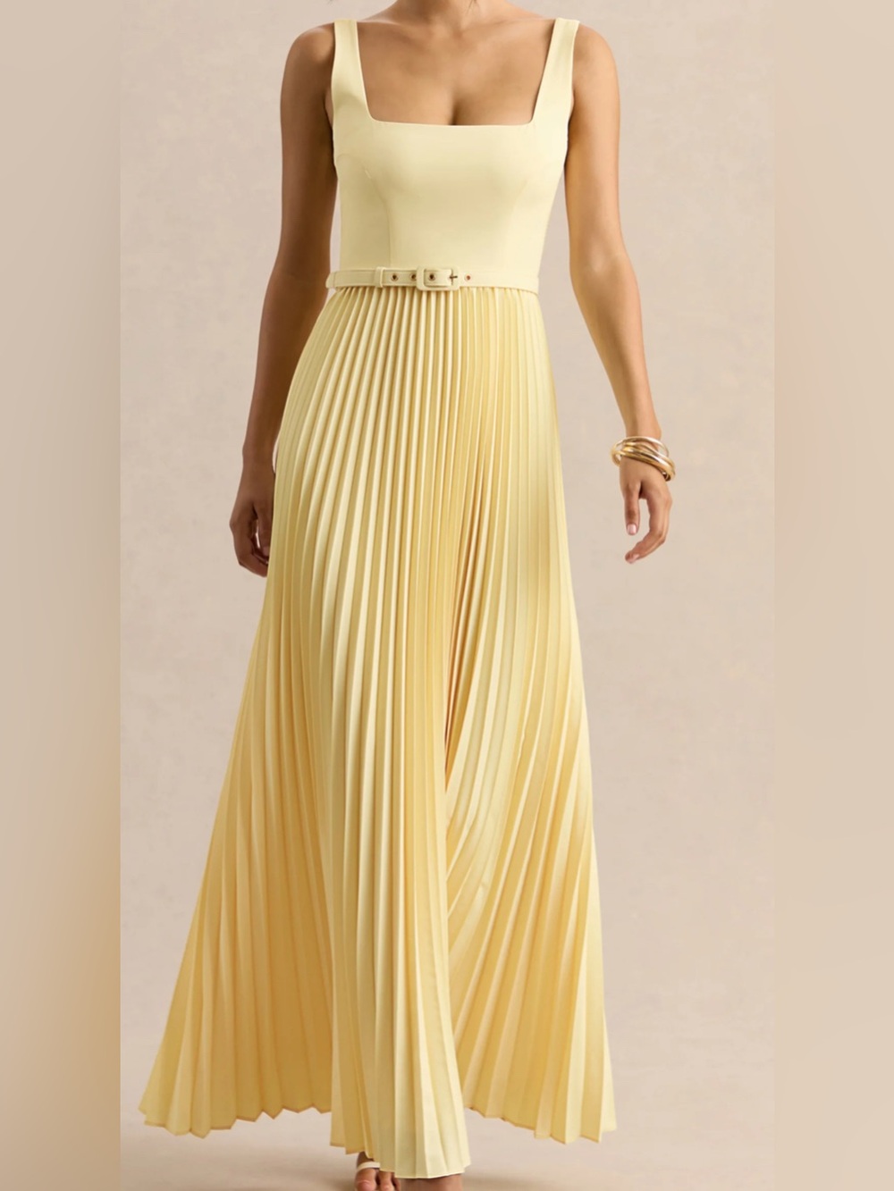 Club L London DANIKA
Lemon Square-Neck Belted Maxi Dress With Pleated Skirt